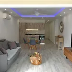 Apartament Mareverde 2h8 *